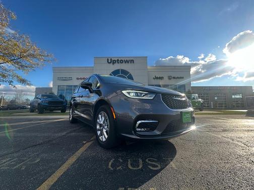 2021 Chrysler Pacifica Touring L