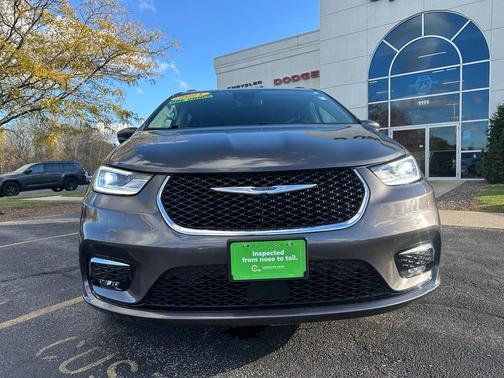 2021 Chrysler Pacifica Touring L