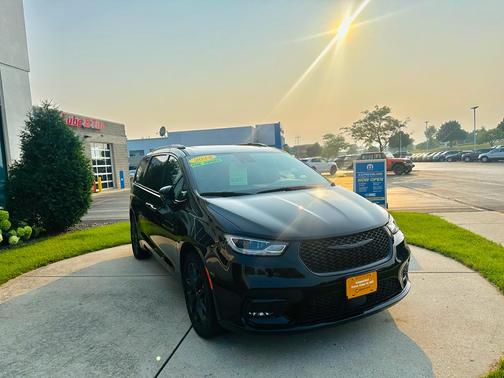 2024 Chrysler Pacifica Limited