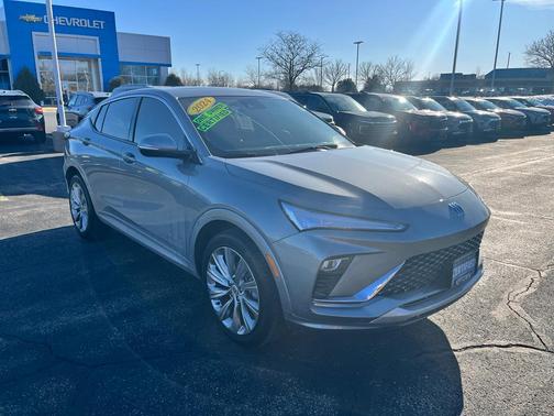 Moonstone Gray Metallic 2024 Buick Envista Avenir FWD