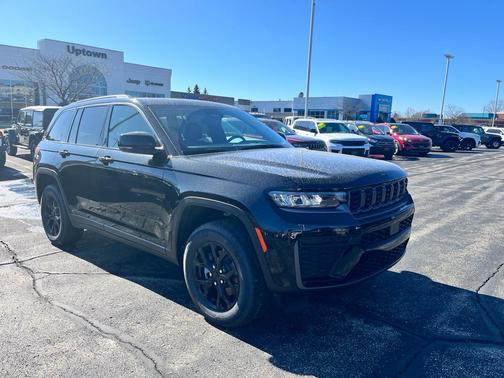 2026 Jeep Grand Cherokee Altitude