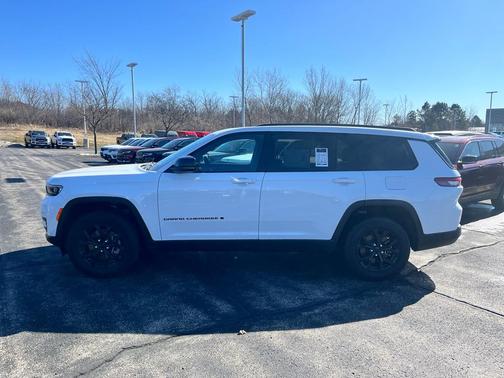 2025 Jeep Grand Cherokee L Altitude