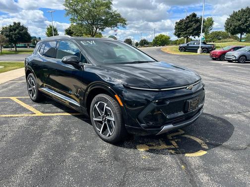2025 Chevrolet Equinox EV LT