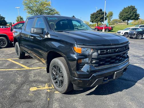 2025 Chevrolet Silverado 1500 Custom