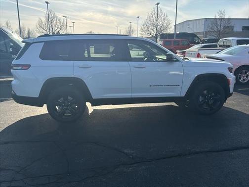 2025 Jeep Grand Cherokee L Altitude