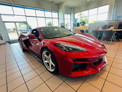 2025 Chevrolet Corvette E-Ray RWD Coupe 2LZ