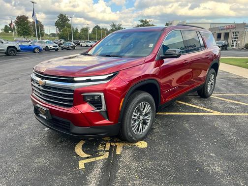 2026 Chevrolet Traverse LT