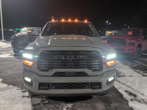 2026 RAM 2500 Big Horn Crew Cab 4x4 6'4' Box