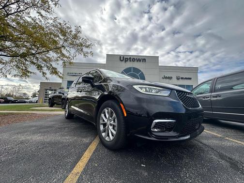 2026 Chrysler Pacifica L