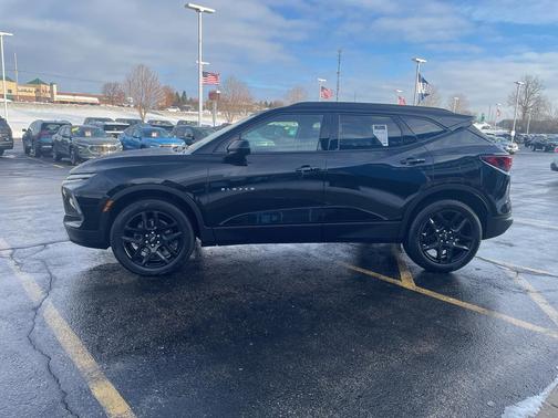 2024 Chevrolet Blazer 2LT