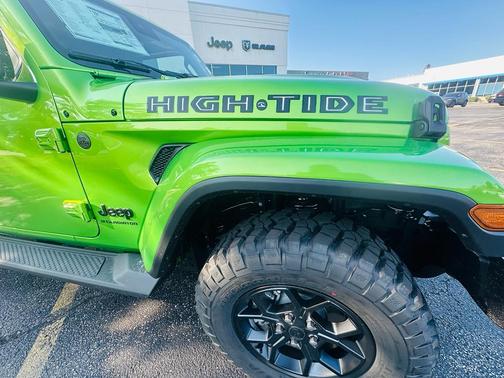 2025 Jeep Gladiator High Tide