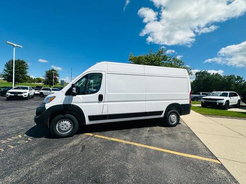 2025 RAM ProMaster 2500 Tradesman