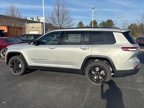 2025 Jeep Grand Cherokee L Altitude