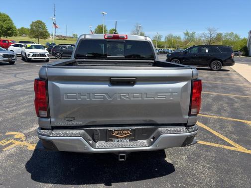 Sterling Gray Metallic 2026 Chevrolet Colorado LT