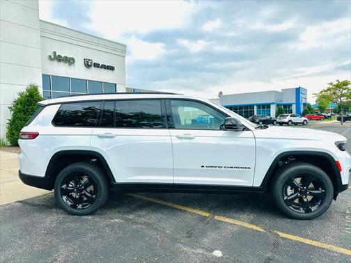 2025 Jeep Grand Cherokee L Altitude