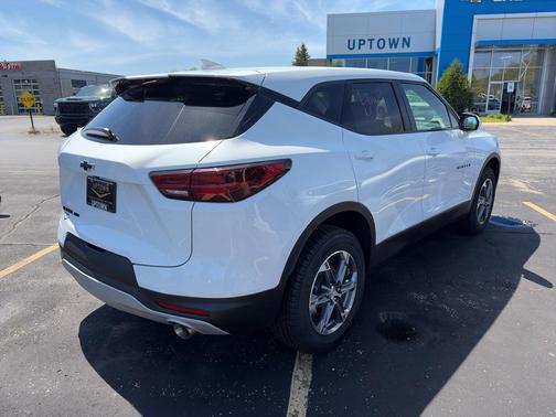 Summit White 2023 Chevrolet Blazer 2LT