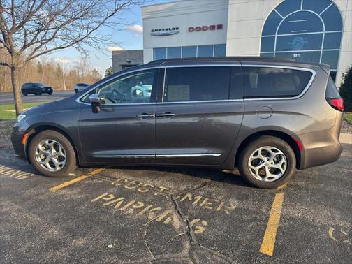 2022 Chrysler Pacifica Limited