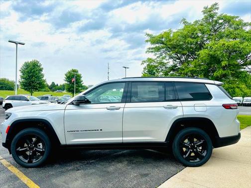 2025 Jeep Grand Cherokee L Altitude