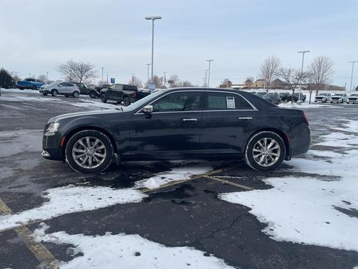 2018 Chrysler 300 Limited