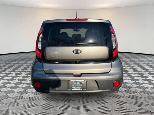 Titanium Gray 2019 Kia Soul Base