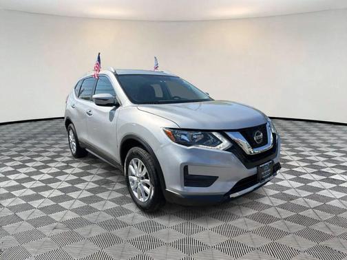 Brilliant Silver 2018 Nissan Rogue SV