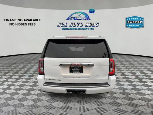 2017 GMC Yukon XL Denali