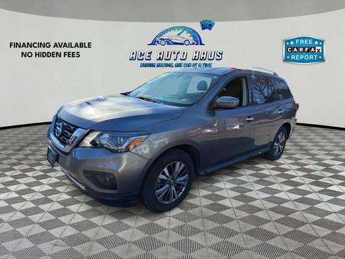 2019 Nissan Pathfinder SV