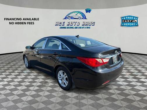 Midnight Black Mica 2013 Hyundai SONATA GLS
