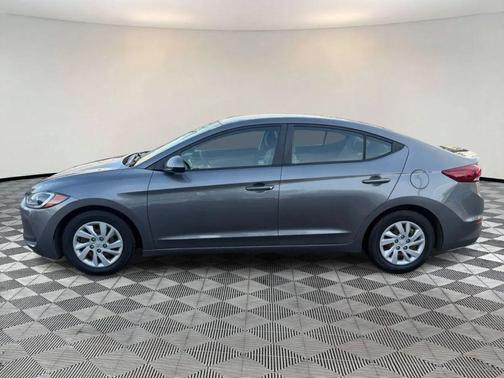 Machine Gray 2018 Hyundai ELANTRA SE