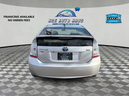 2010 Toyota Prius II