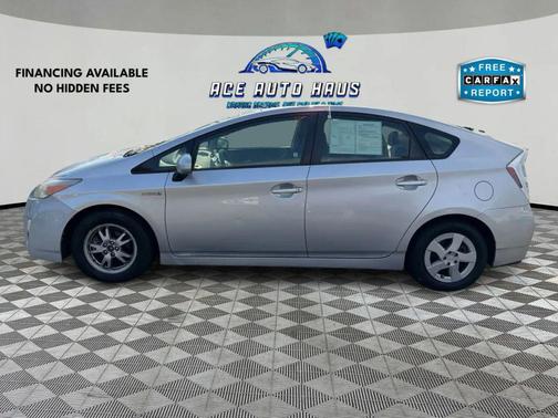 2010 Toyota Prius II
