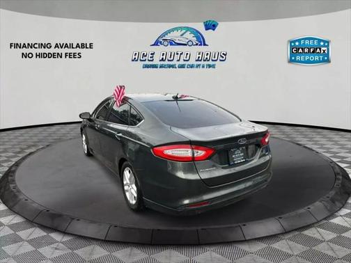 2015 Ford Fusion SE