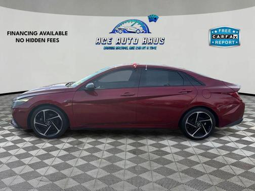 2023 Hyundai ELANTRA SE