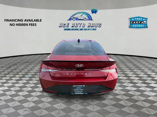 2023 Hyundai ELANTRA SE