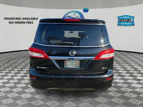 2016 Nissan Quest SV