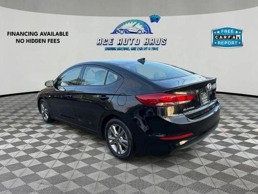 Phantom Black 2018 Hyundai ELANTRA SEL