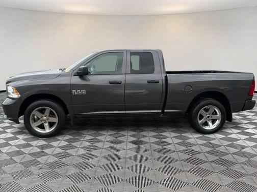 Granite Crystal Metallic Clearcoat 2018 RAM 1500 Express