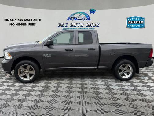 Granite Crystal Metallic Clearcoat 2018 RAM 1500 Express