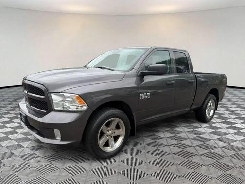 Granite Crystal Metallic Clearcoat 2018 RAM 1500 Express