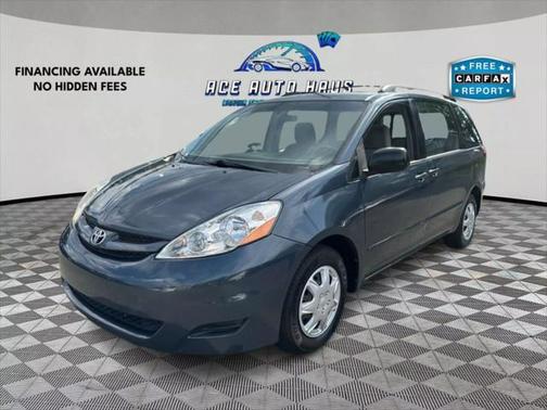 2010 Toyota Sienna CE