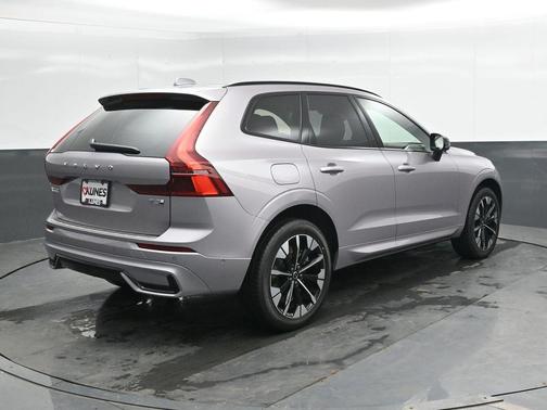Aurora Blue 2026 Volvo XC60 Plug-In Hybrid T8 Plus