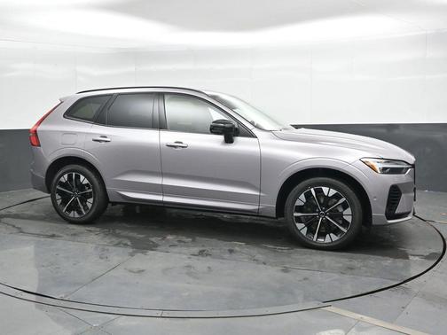 Aurora Blue 2026 Volvo XC60 Plug-In Hybrid T8 Plus