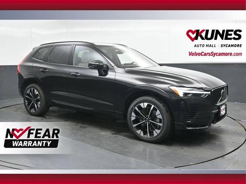 Onyx Black Metallic 2026 Volvo XC60 Plug-In Hybrid T8 Plus