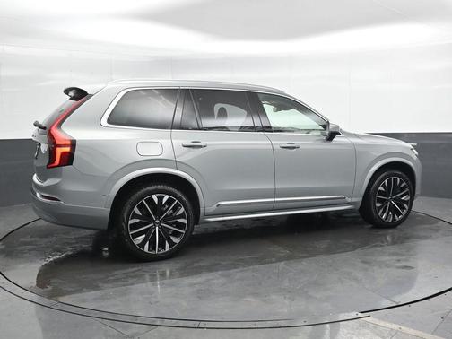 2026 Volvo XC90 Plug-In Hybrid T8 Ultra 7-Seater