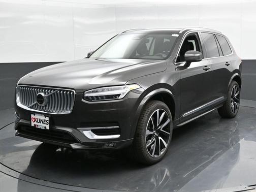 2025 Volvo XC90 B6 Plus 7-Seater