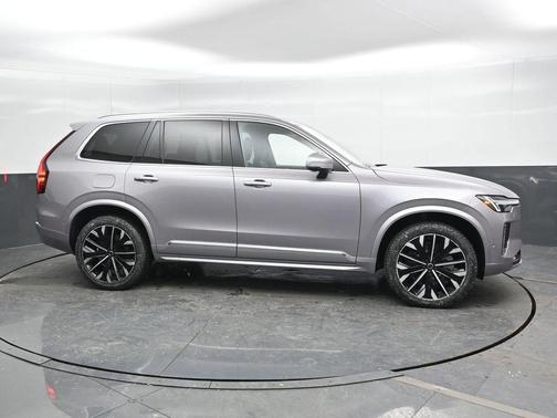 2026 Volvo XC90 B5 Plus 7-Seater