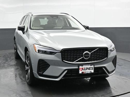 2025 Volvo XC60 Plug-In Hybrid T8 Ultra