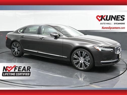 2024 Volvo S90 Recharge Plug-In Hybrid T8 Ultimate