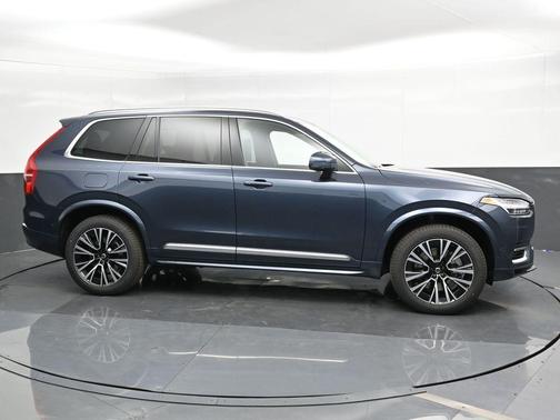 2025 Volvo XC90 Plug-In Hybrid T8 Plus 7-Seater