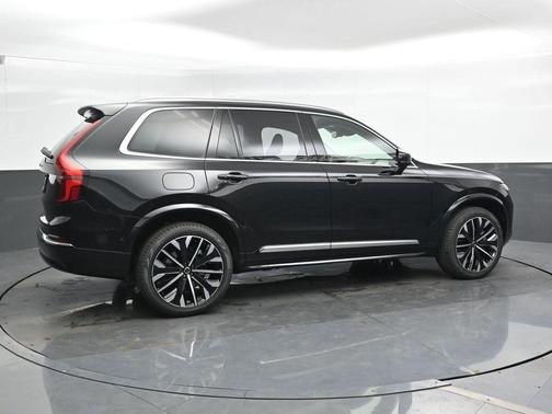 2026 Volvo XC90 B6 Ultra 7-Seater